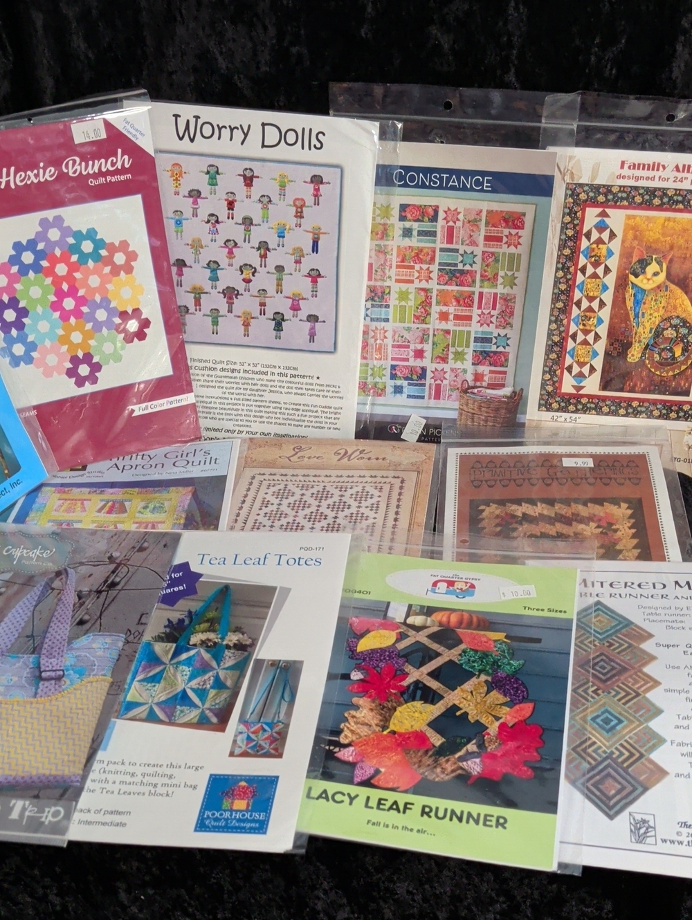 Premium Quilting Patterns - Lot Of (13) Quilts-Table Runner - Totes - Uncut